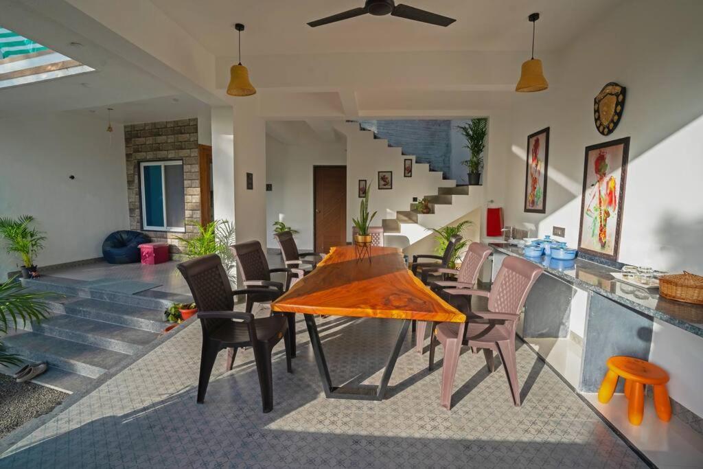 Almond Villa Find Your Paradise Alībāg Εξωτερικό φωτογραφία